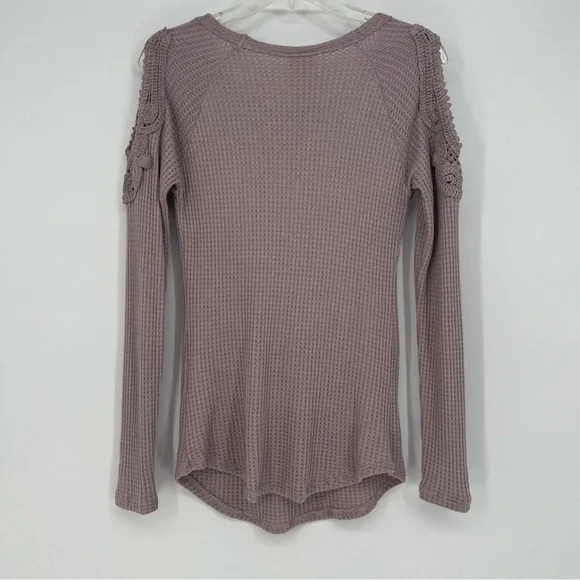 Vocal Womans Top Long Sleeve Dream Catcher Print Rhinestones Cold Shoulder NEW - Picture 5 of 13